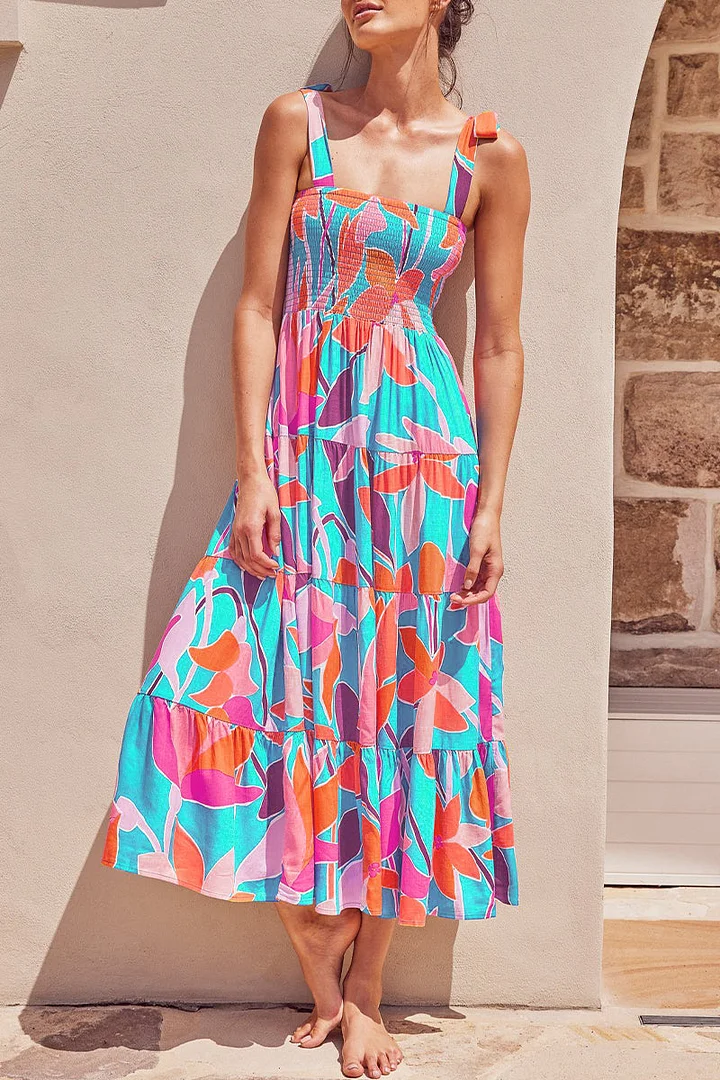 Rhea - Printed dresses with thin straps and urban fashion patches.