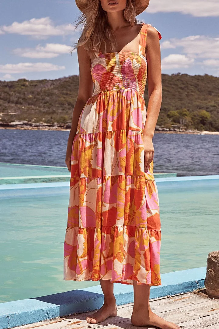 Rhea - Printed dresses with thin straps and urban fashion patches.