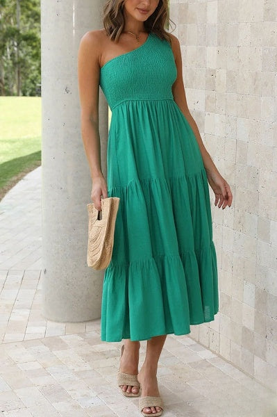Alivia - Asymmetrical off-the-shoulder midi dress with pockets