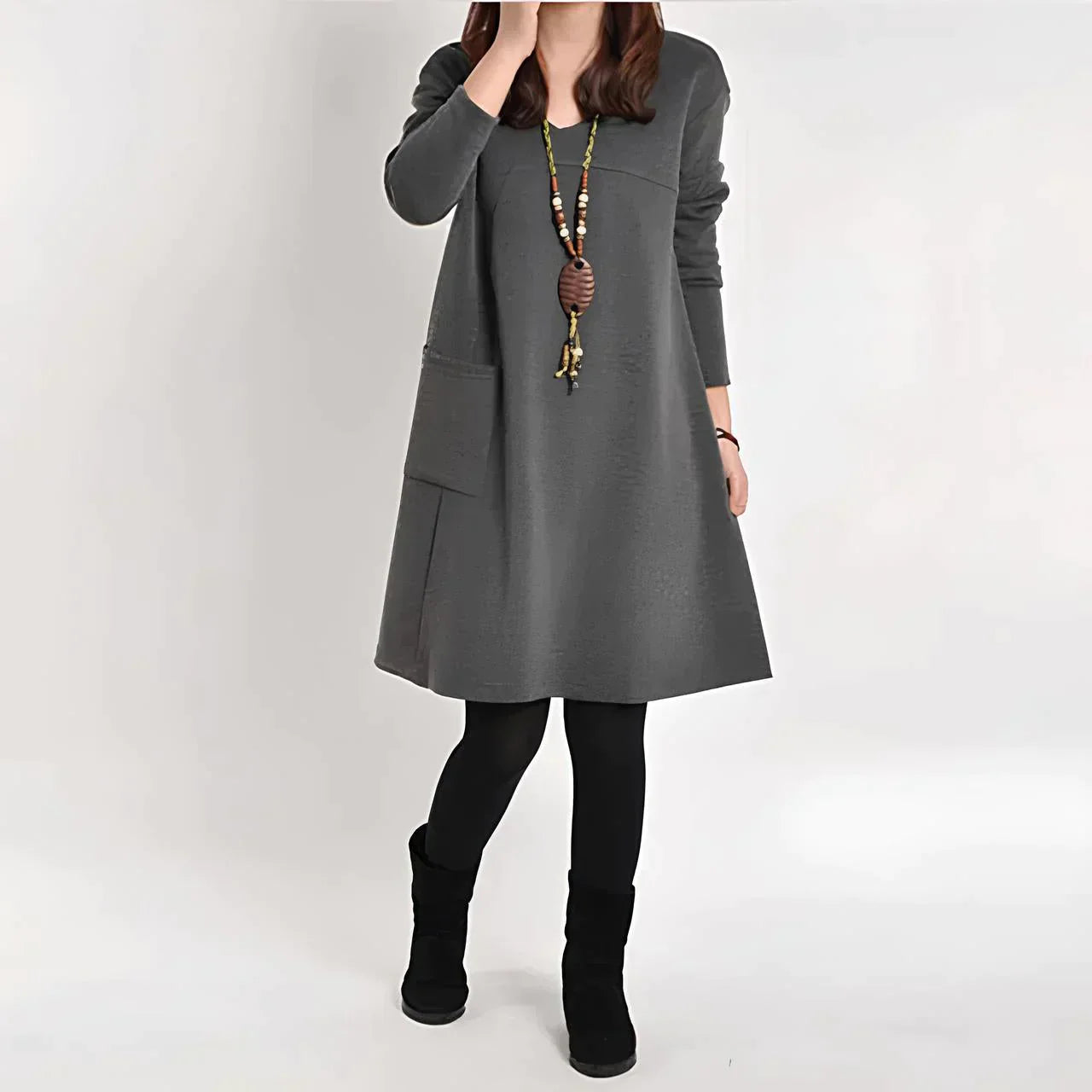 Long-sleeved pocket dress - Amora