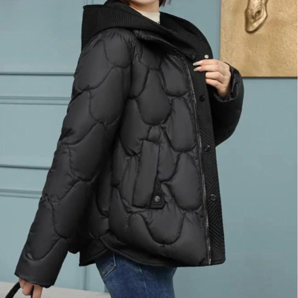 Stylish women's puffer jacket - Emlin