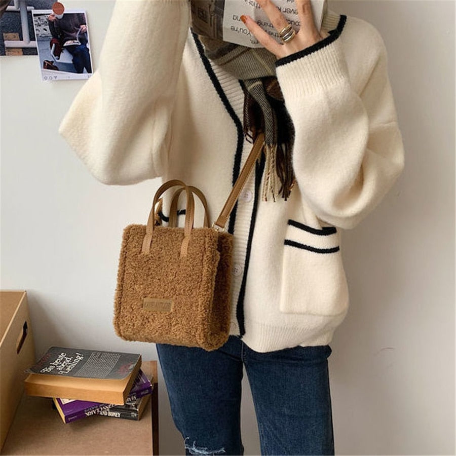 Teddy Shoulder Bag | Perfect for accompanying your Teddy Coat