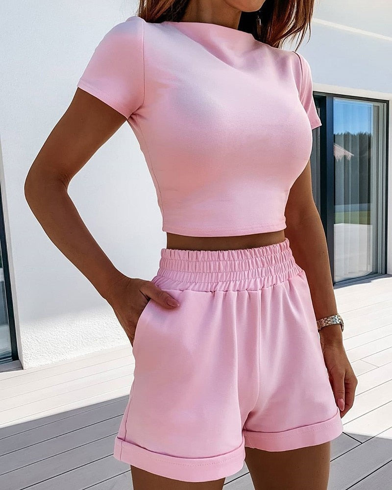 Bonnie - Casual Shorts Set For Ladies - Stylish & Versatile