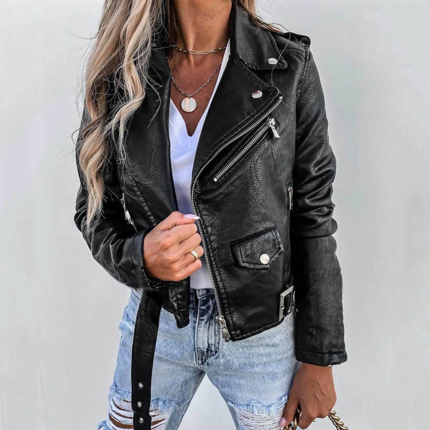 Sophia | Elegant women's leather jacket with buttons