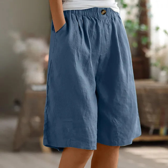 Nuria - Elegant Women's Shorts