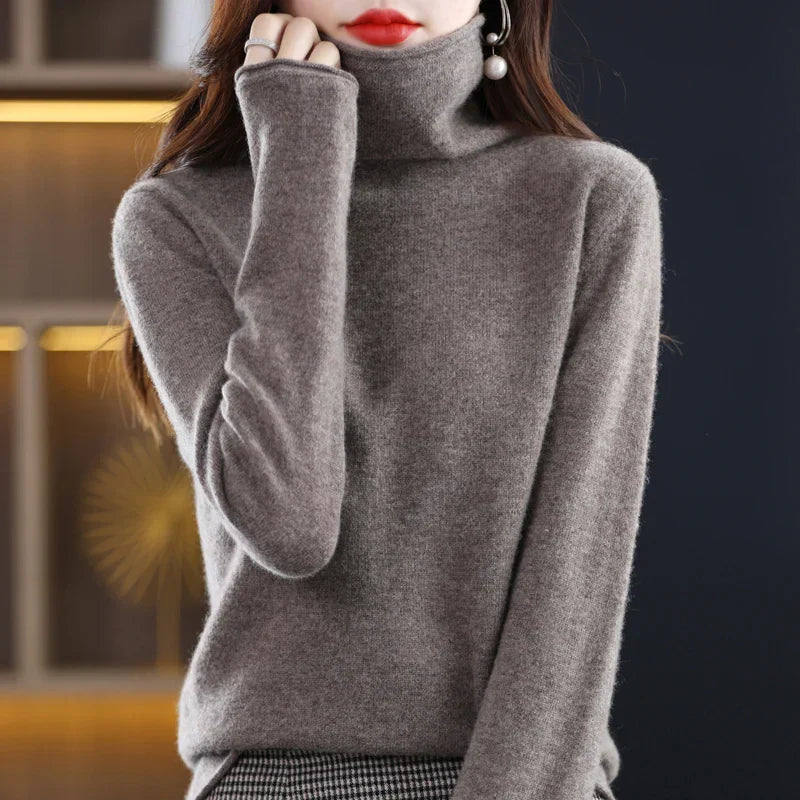 Noimee - Knitted sweater with turtleneck and slim fit for women