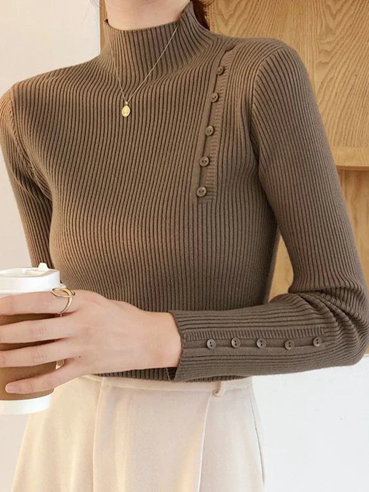 Connie - Knitted sweater with turtleneck and slim fit for women