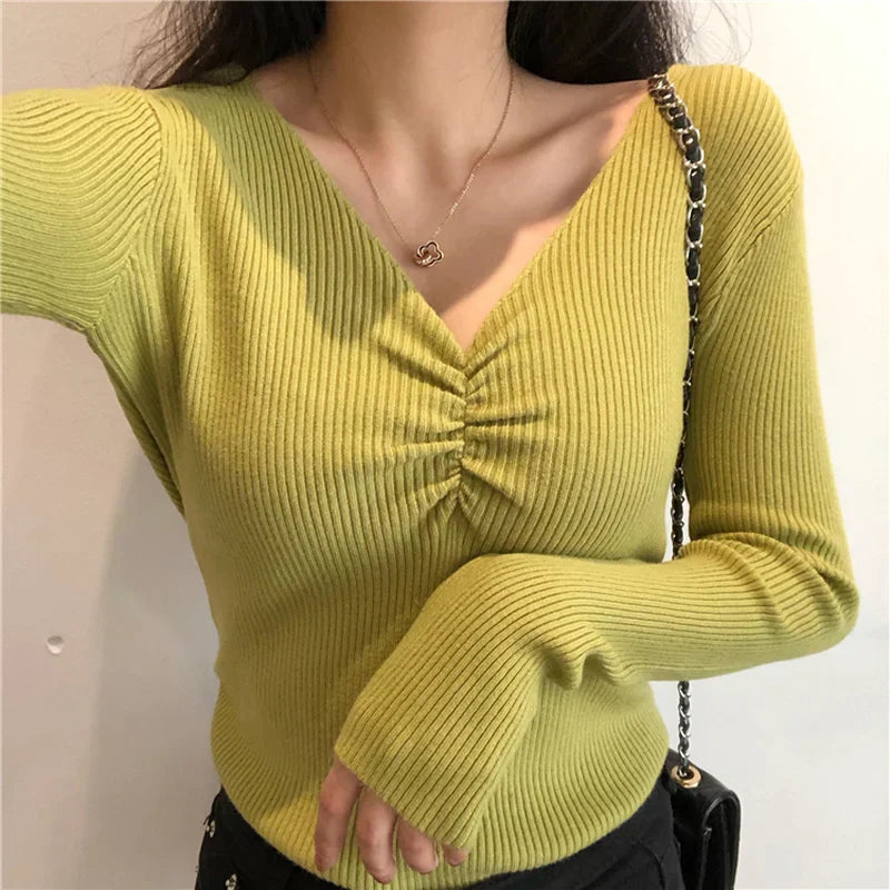Melina - Sexy knitted sweater with V-neck for women