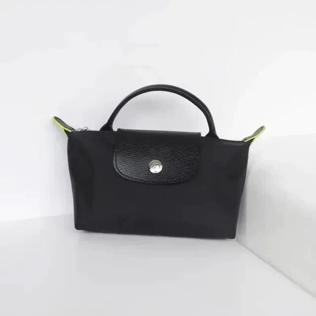 Belle - elegant handbag in lychee leather