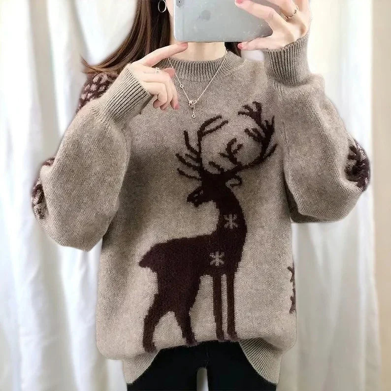 Isabell - Warm knitted sweater with round neckline and deer and snowflake print for women