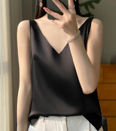 Brisa - Sleeveless Top For Women - Classic & Chic