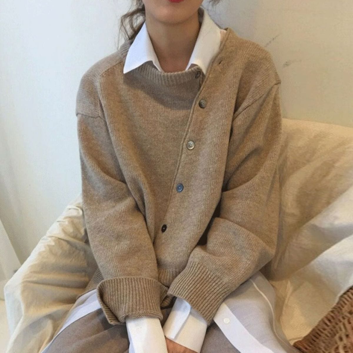 Asymmetric cardigan with buttons for women