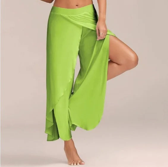 Ea | Yoga pants with a wide cut and monochromatic design
