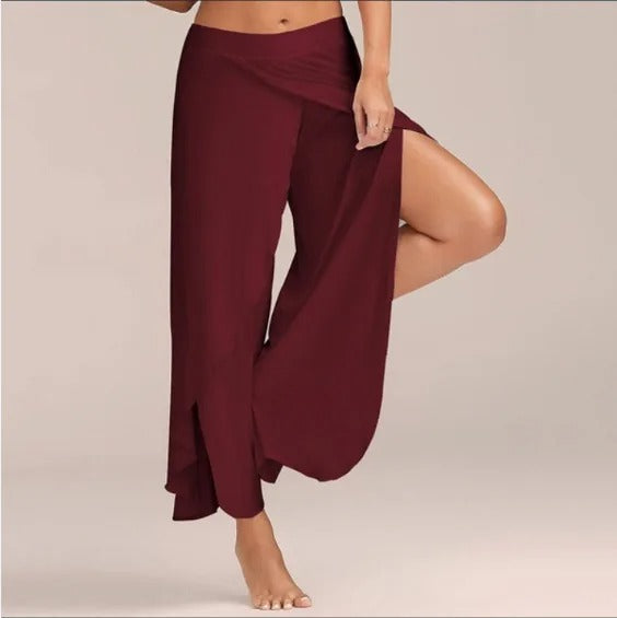 Ea | Yoga pants with a wide cut and monochromatic design