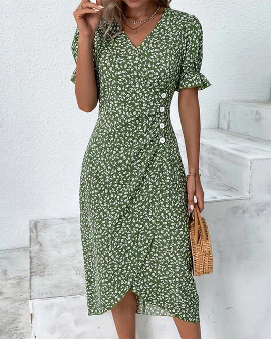 Dress with floral pattern, short sleeves and buttons