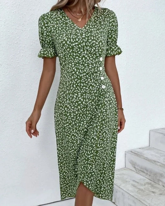 Dress with short sleeves and floral print