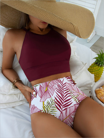 Justina® | High-fastening bikini top with hotstring