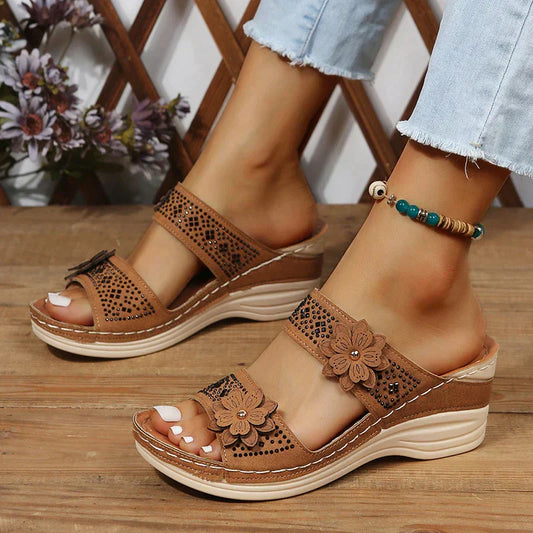 | Orthopedic flower wedge sandals