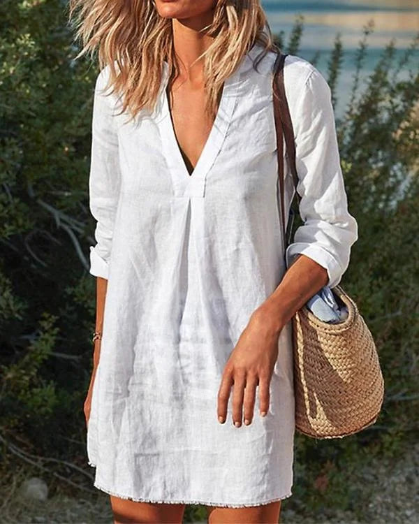 Gienne - Vintage-style casual dresses with v-neckline