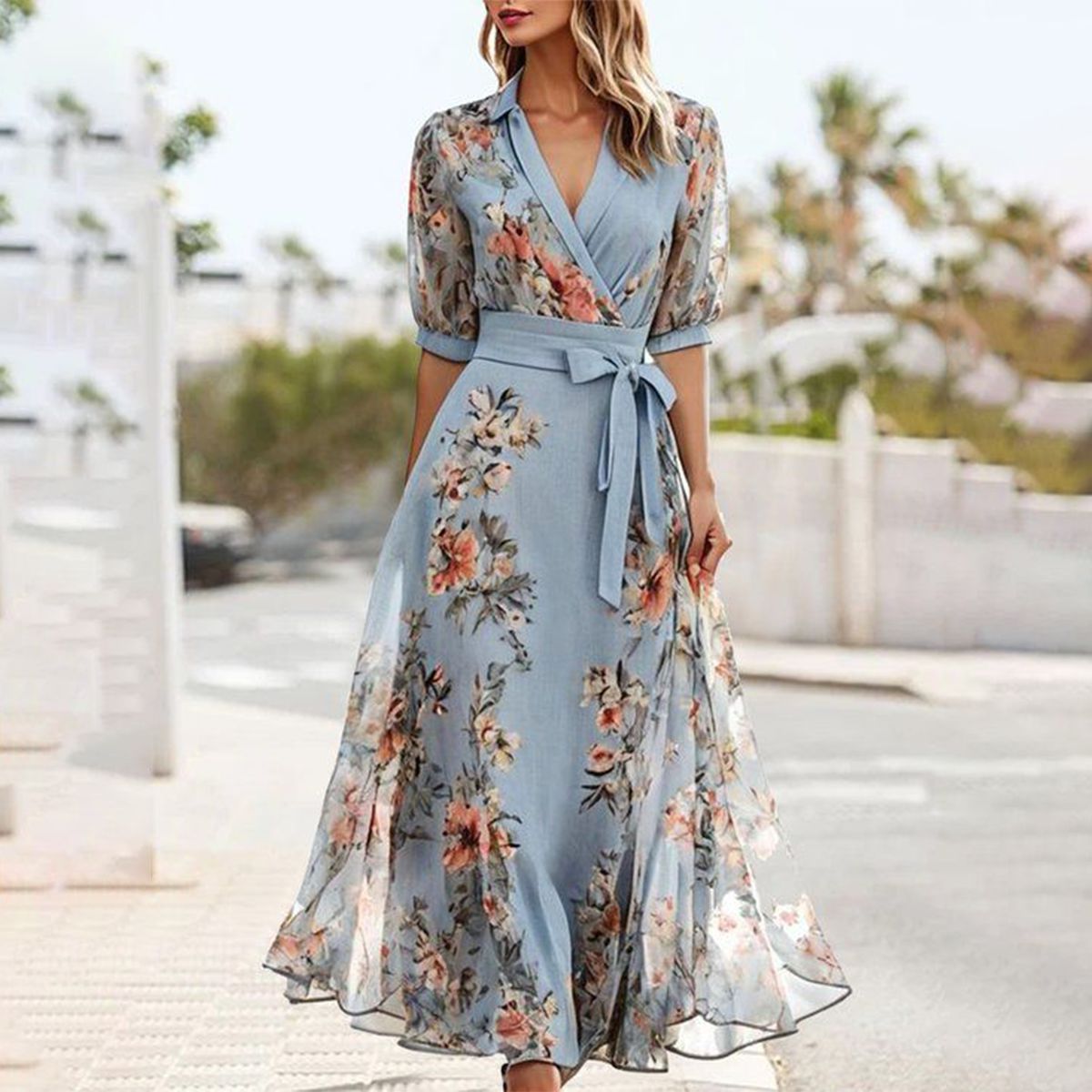 Levine - Blue short-sleeved midi dress with pointed neckline