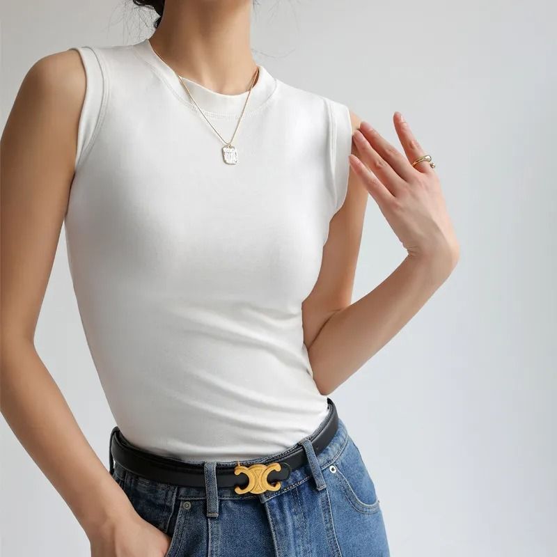 Lena - Sleeveless round-neck tank top for women