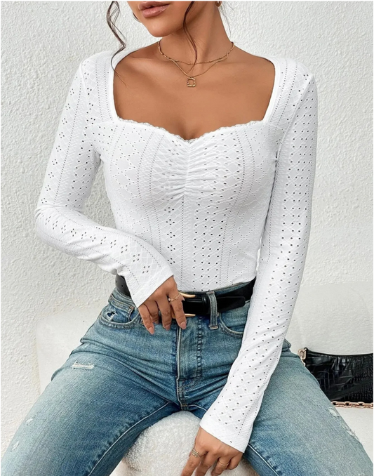 Yara | Fashionable Embroidered Long-Sleeved Top