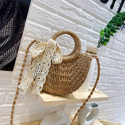 Melody - brown hollow wicker bag