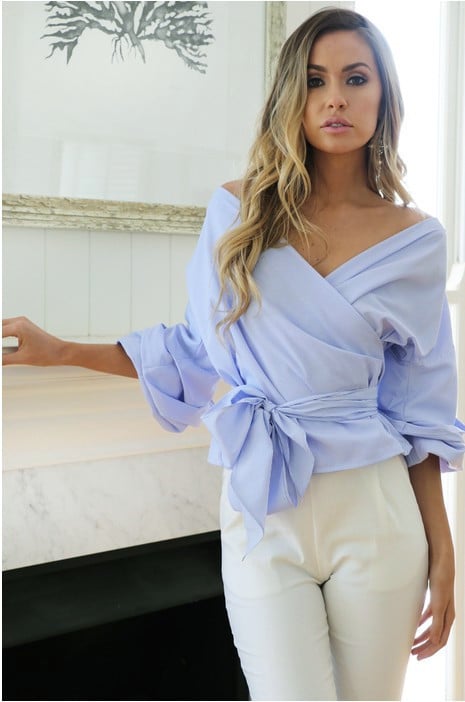 Noelle - Short lace double-breasted blouse