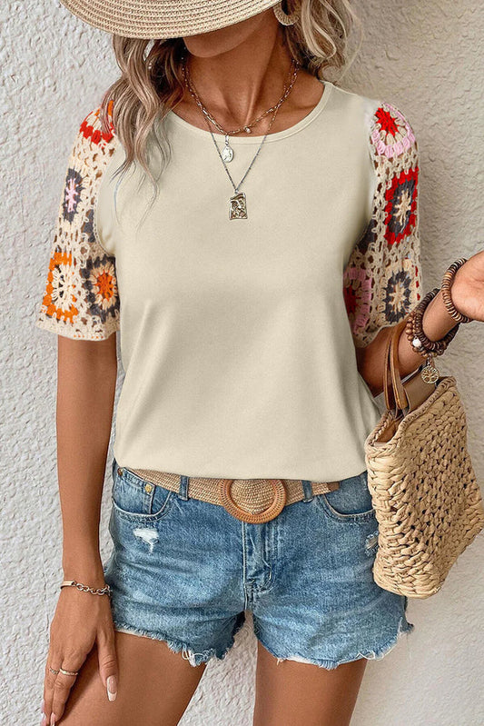 Hanna - Crochet short-sleeve top with flower print