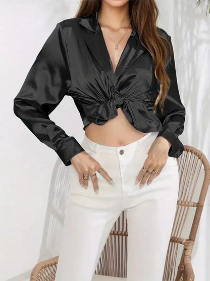 Shortened women's blouse