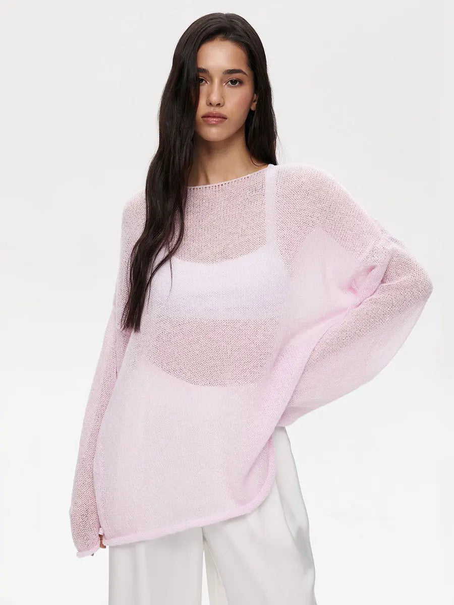 Long-sleeved women's knitted top