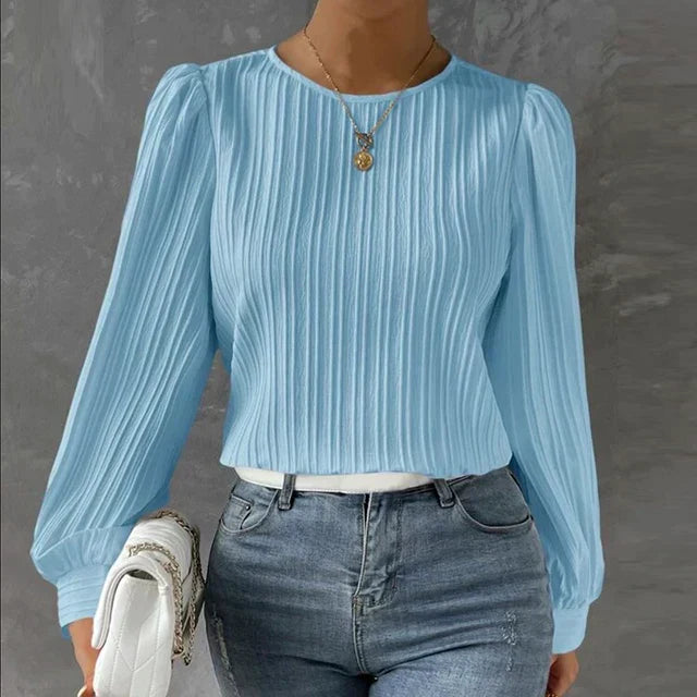 Ladies' pleated blouse