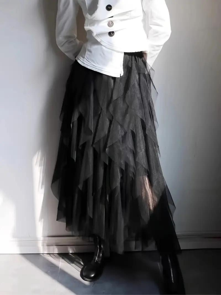 Ruffled skirt for women