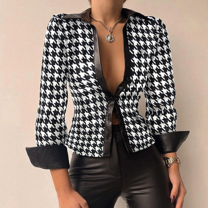 Long-sleeved women's top