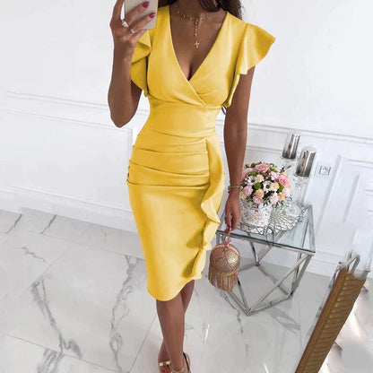 Eva - Charming dress with ruffled sleeves