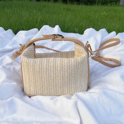 Trendy woven straw backpack-Elly Rose