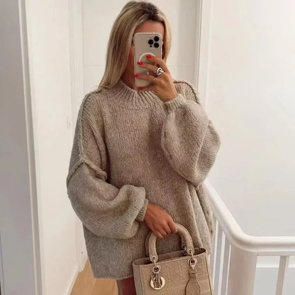 Kitty women's round neck knitted sweater