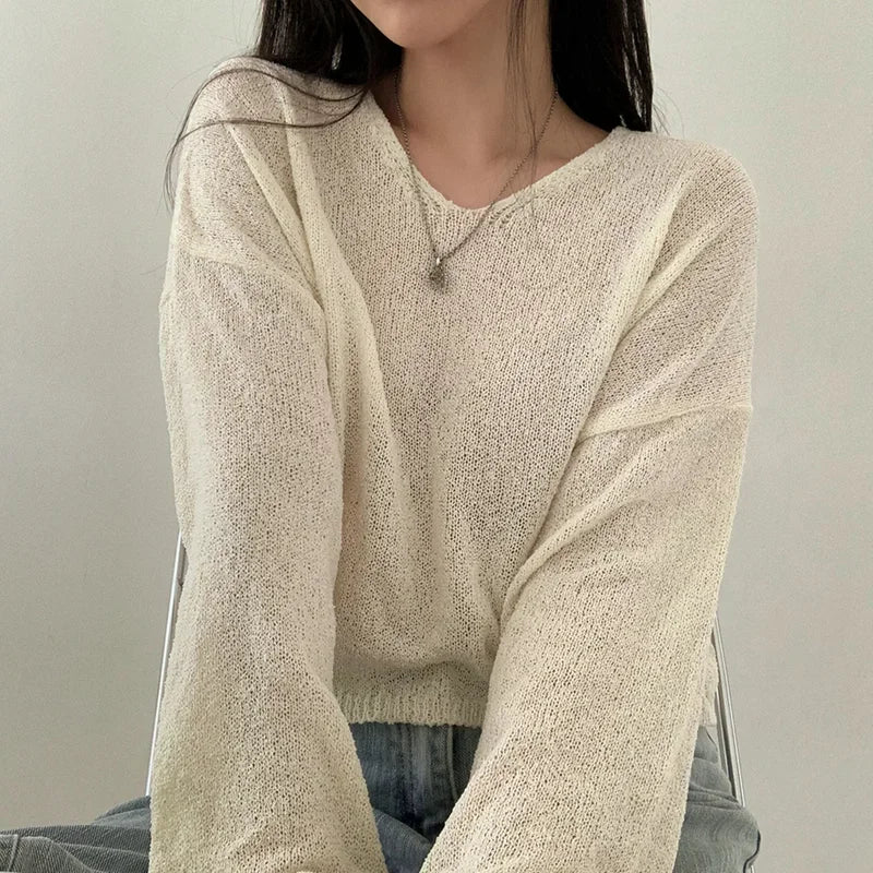Long-sleeved, loose top for women