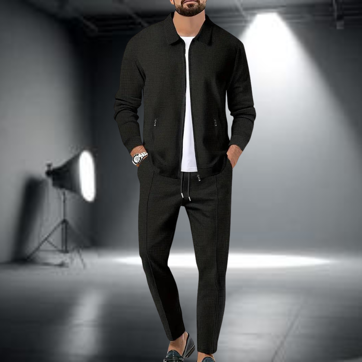 Classic sporty 2-piece training set with long-sleeved jacket and jogging bottoms