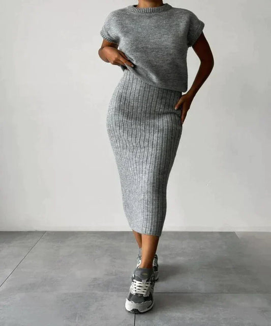 Daryn - Short-Sleeve T-shirt and Slim-Fit Maxi Skirt Set