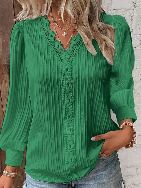 Chic blouse for women