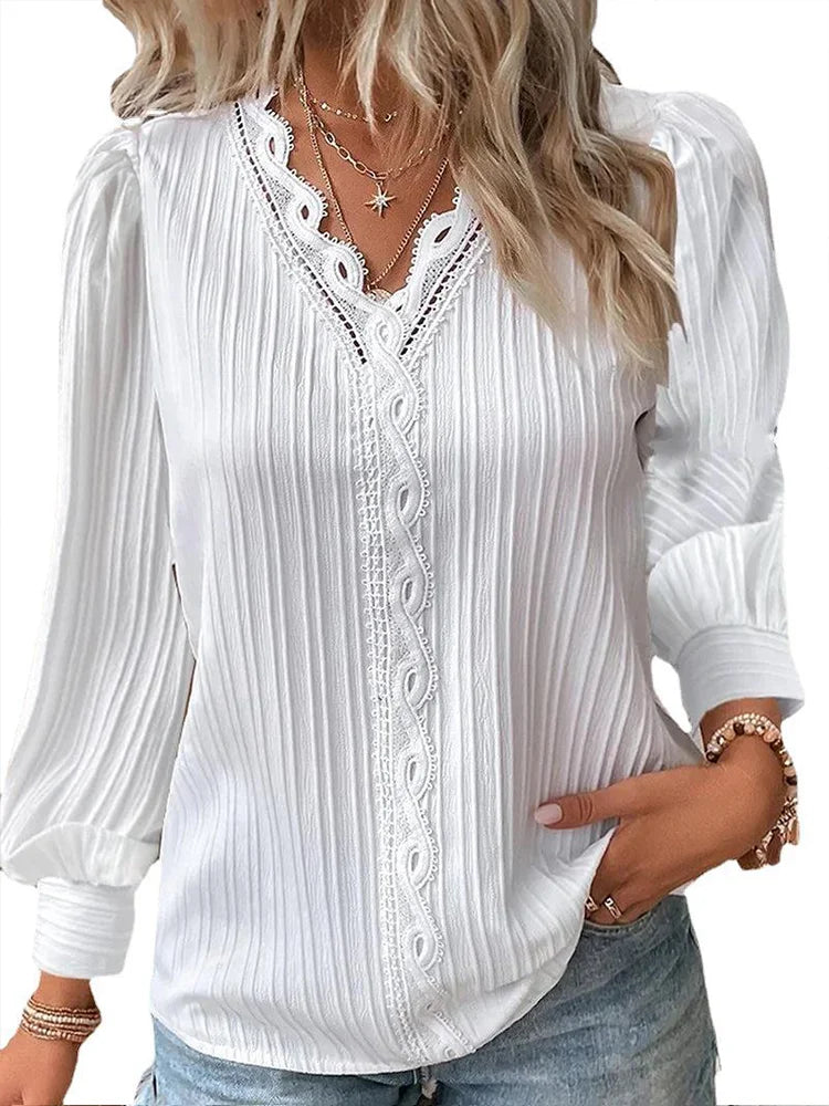 Chic blouse for women