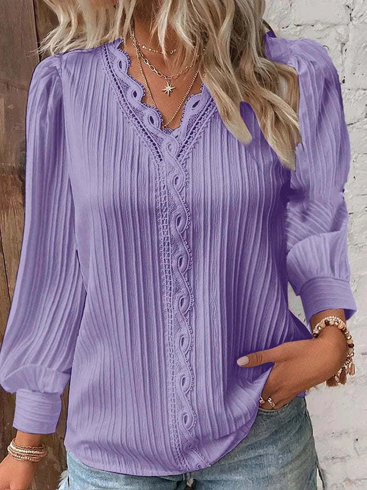 Chic blouse for women