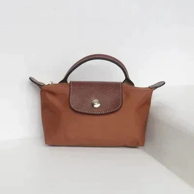 Belle - elegant handbag in lychee leather