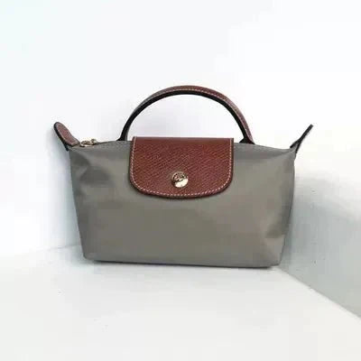 Belle - elegant handbag in lychee leather