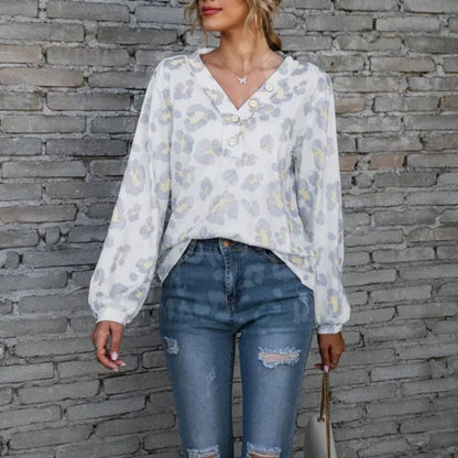 Juliet | Chic Leopard Print V-Neck Long-Sleeve Blouse