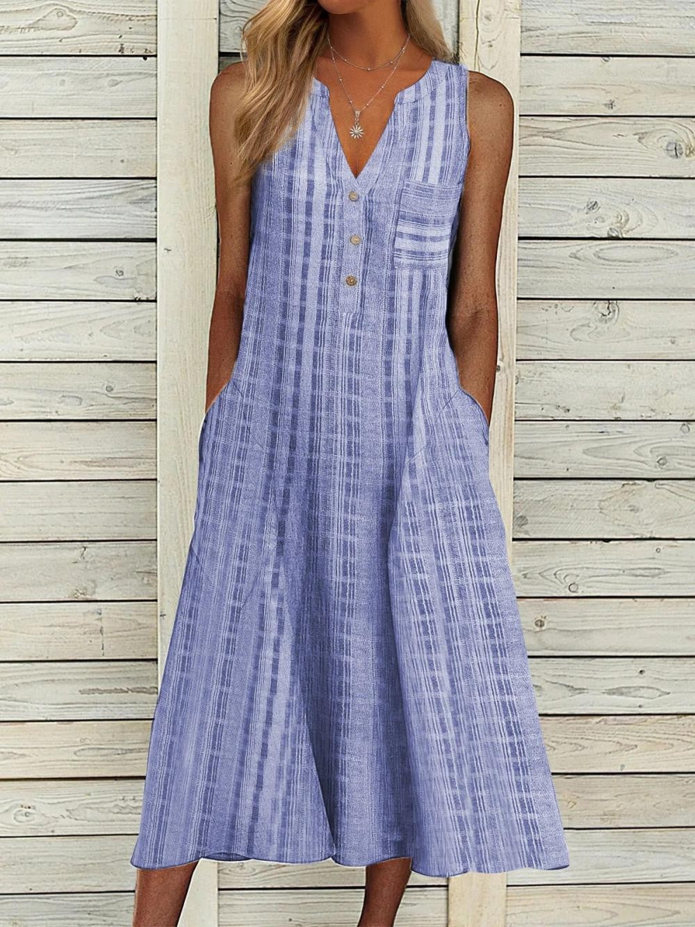 Valenne - Sleeveless plain dresses with pointed necklines.