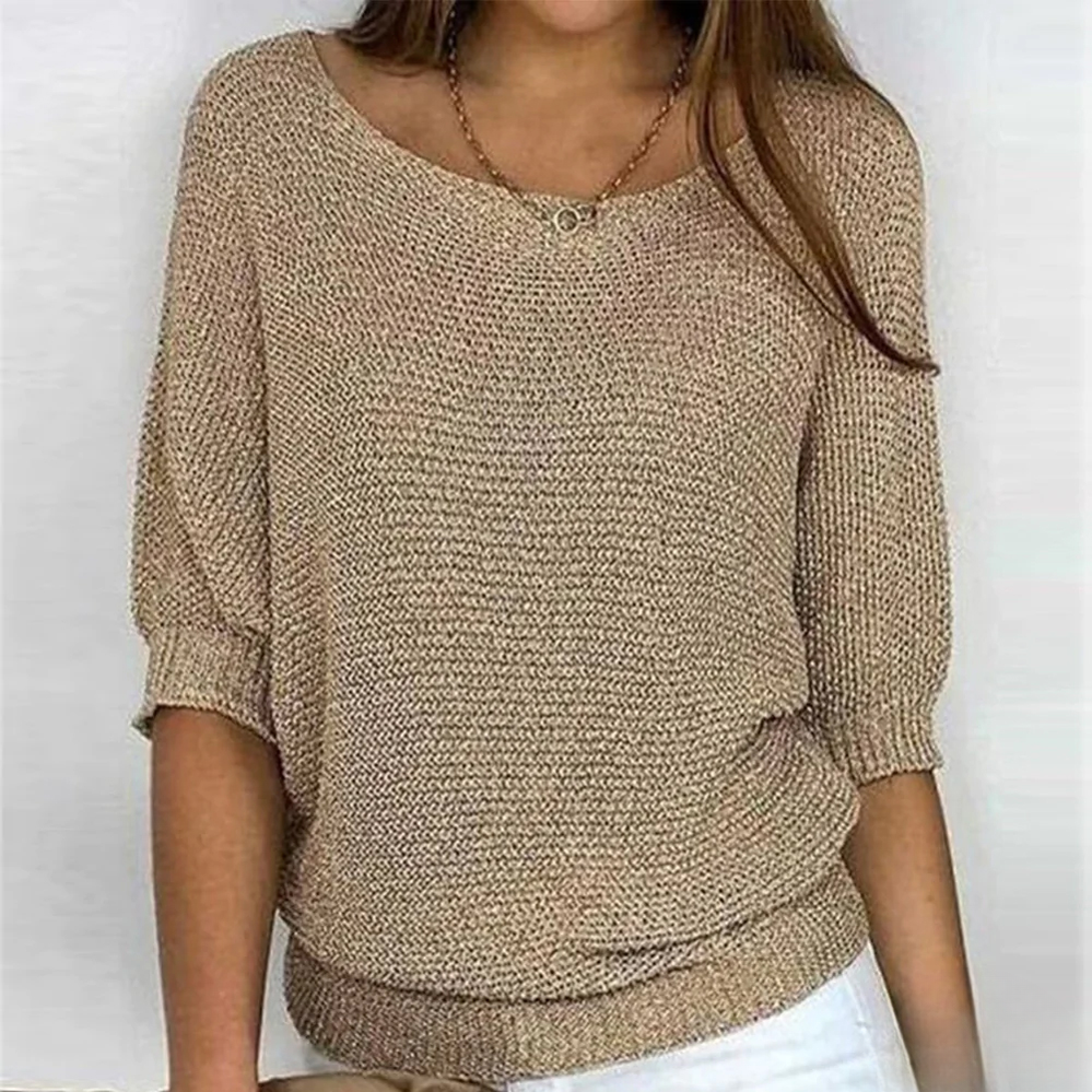 Shiny knitted top for women
