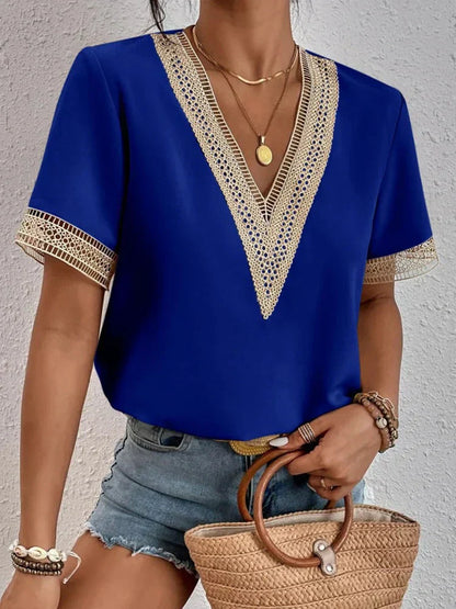 Nena Women's lightweight blouse - Elegant and versatile