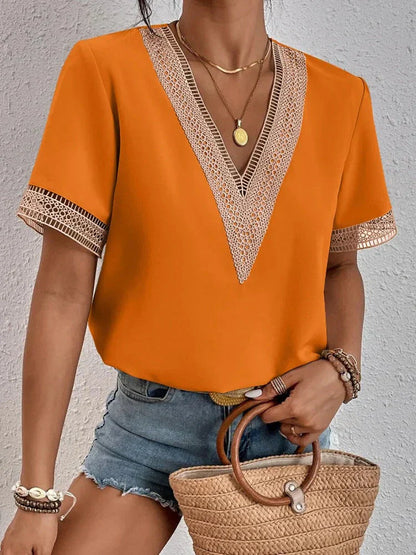 Nena Women's lightweight blouse - Elegant and versatile